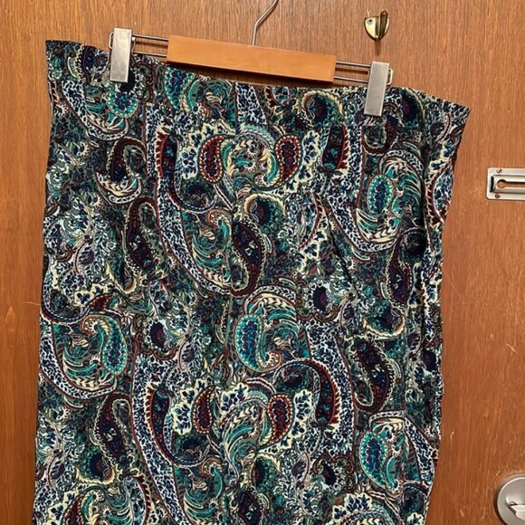 NWOT Zara Printed Flare Pants - Picture 7 of 10